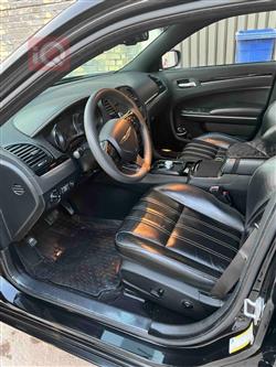 کرایسلەر 300